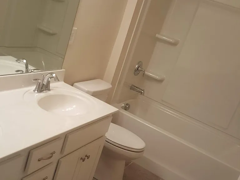 151 Eden Ave — Photo 10