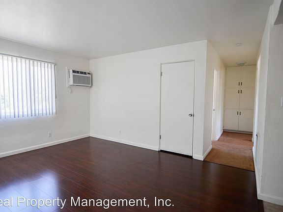 4th image of 2850 Pioneer Dr APT 1