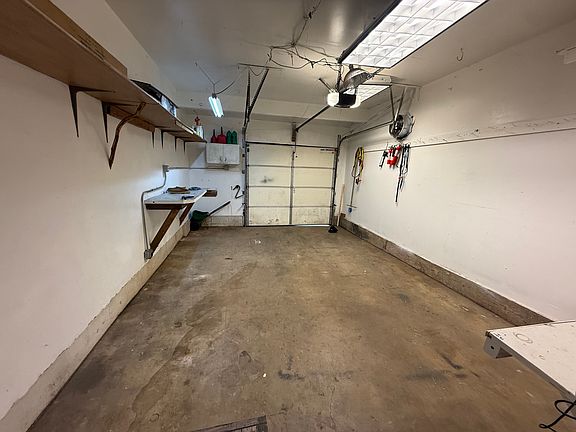 3rd image of 3114 Gomer Ave #1