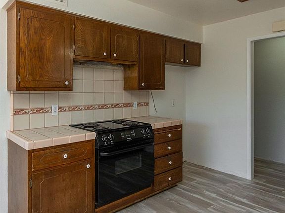 3rd image of 11165 Bonney View Ln