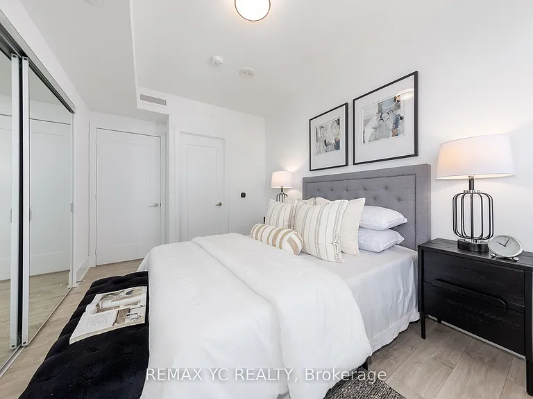 470 Front St W #1612 — Photo 21