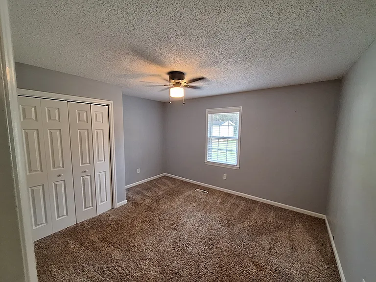1420 Norton Rd — Photo 8