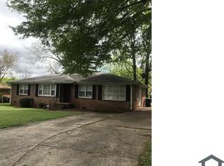10 Sunset Ln, Birmingham, AL 35215