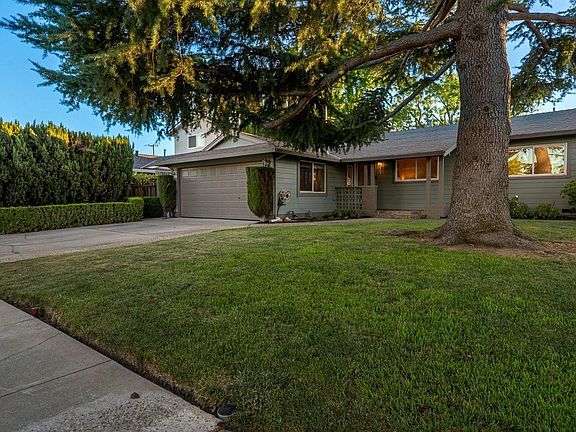 2nd image of 783 Loyalton Dr