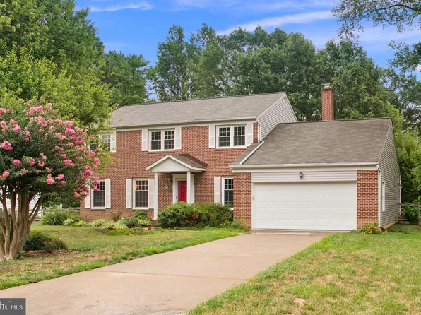 9331 Heather Glen Dr, Alexandria, VA 22309