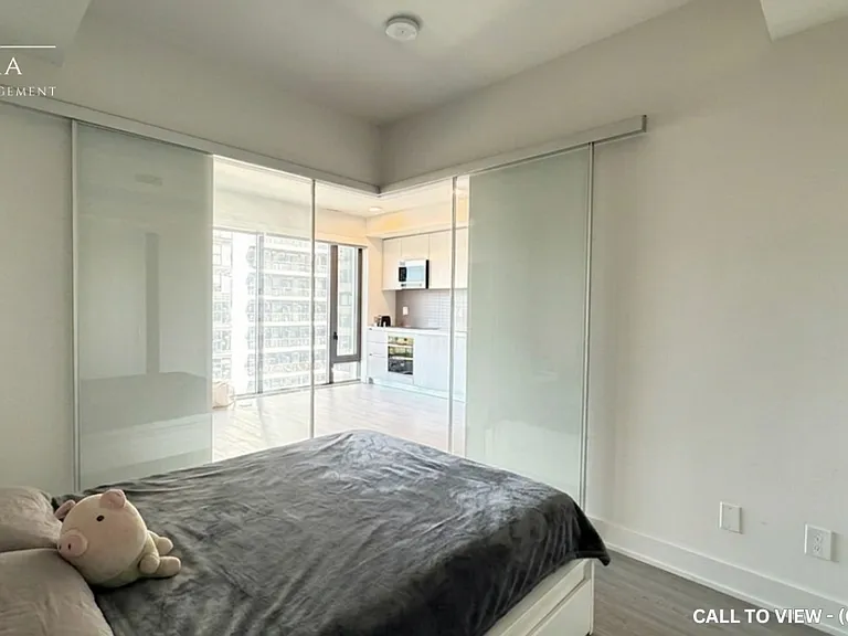8 Cumberland St #1407 — Photo 4
