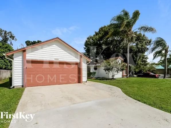 1401 SW Sudder Ave, Port Saint Lucie, FL 34953