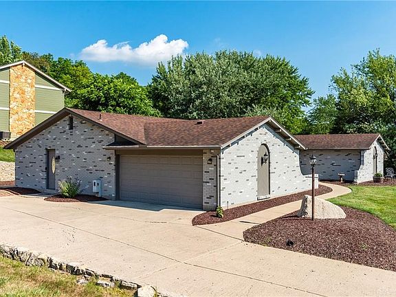 4th image of 7050 Forest Brook Blvd