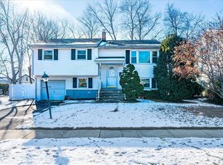 87 Barkalow Ave, Freehold, NJ 07728