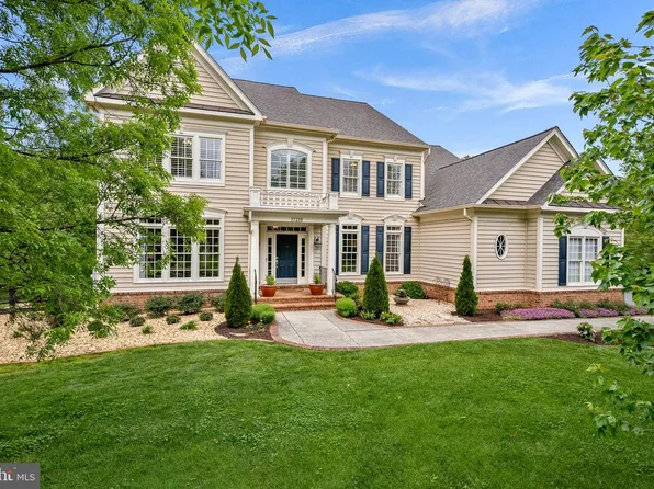 17219 Westfield Pl, Hamilton, VA 20158