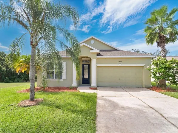 1452 Crazy Horse Dr, Lutz, FL 33559