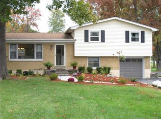 1614 Slate Run Rd, New Albany, IN 47150