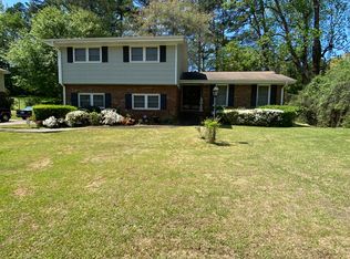 4593 Winthrop Dr, College Park, GA 30337