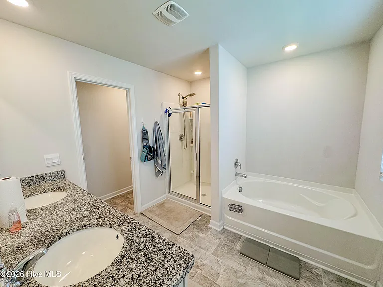 5062 Captain Dr — Photo 14