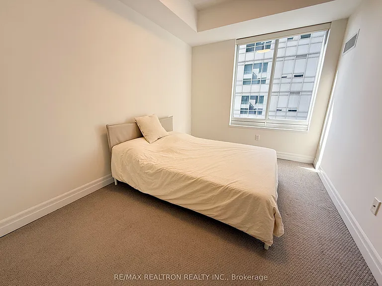 35 Balmuto St #2208 — Photo 11