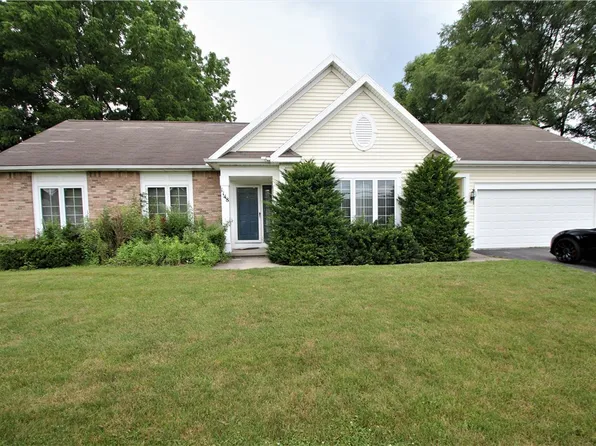 1148 Whalen Rd, Penfield, NY 14526