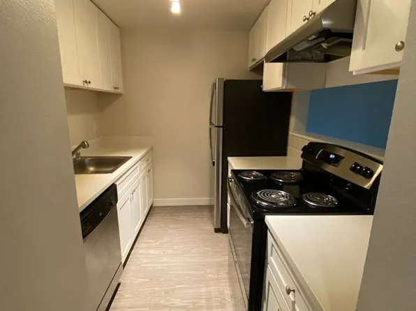 Bayview East Apartments