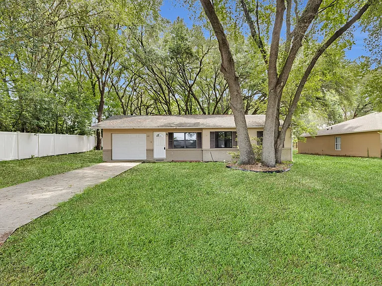 62 Teak Loop — Photo 23