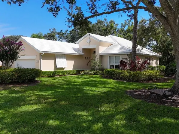 7904 Hampton Ct, University Park, FL 34201