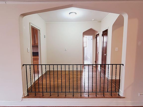 5th image of 33 Loudoun St APT 4H