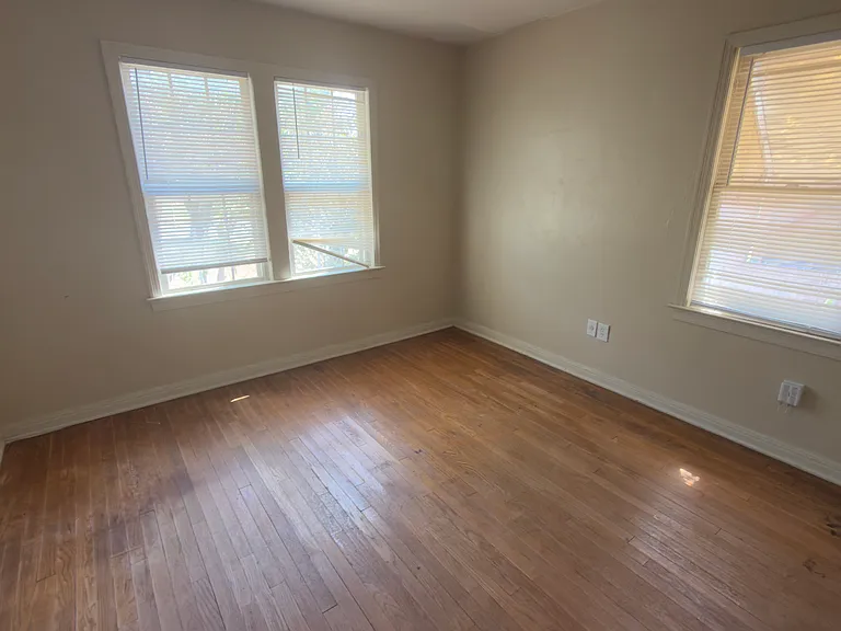 1525 NW 42nd St — Photo 11