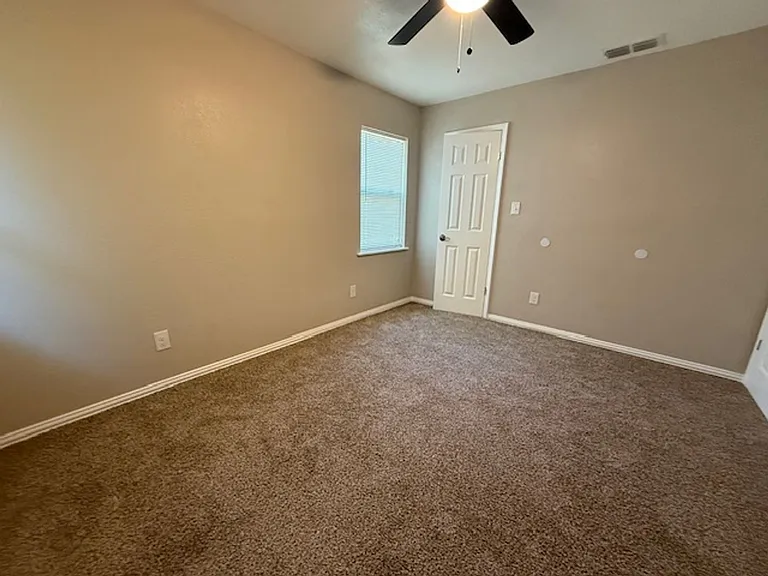 234 Clyde St — Photo 12