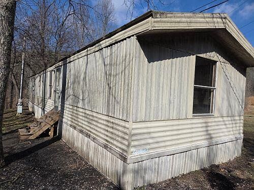 2nd image of 700 Coates Branch Rd