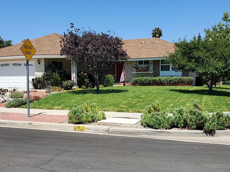 1046 Tapies Ct — Photo 9