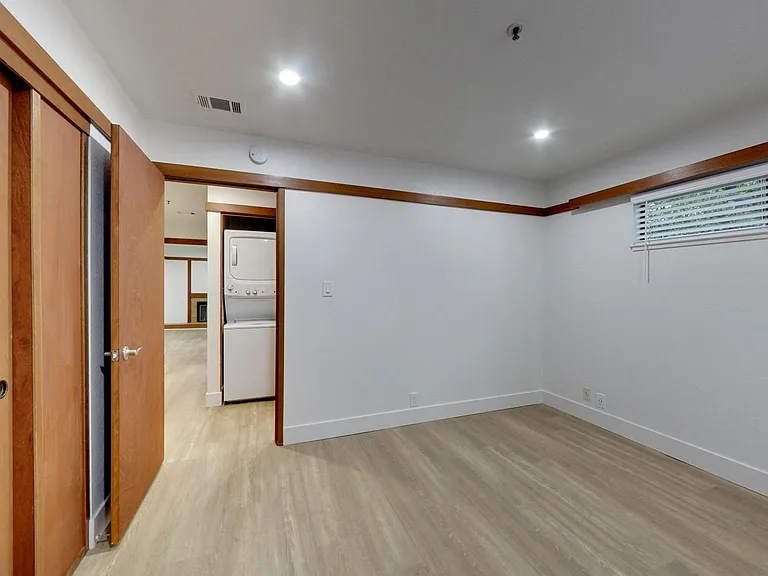 Riverwood Apartments — Photo 95