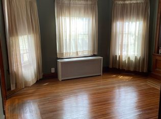 67 Lathrop St #2, West Springfield, MA 01089