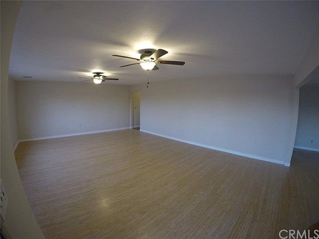 2nd image of 15527 Jasmine St