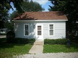 202 W 2nd St, Cromwell, IN 46732