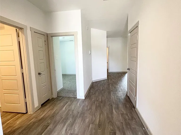 1830 Plantation Pl — Photo 2