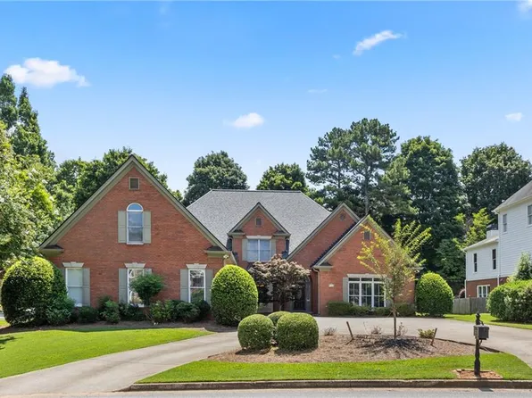 2765 Chandon Pl, Alpharetta, GA 30022