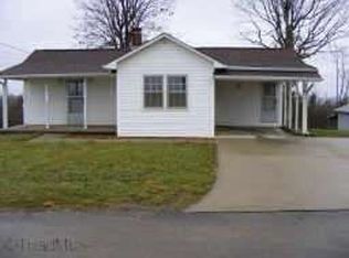 319 High Ridge Rd, Mount Airy, NC 27030