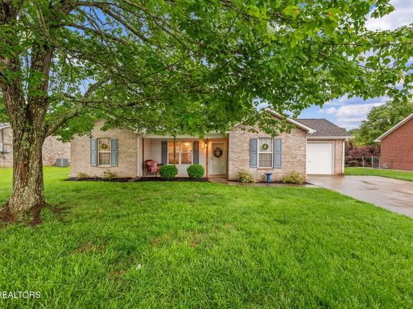 8013 Phyllis Ln, Knoxville, TN 37938