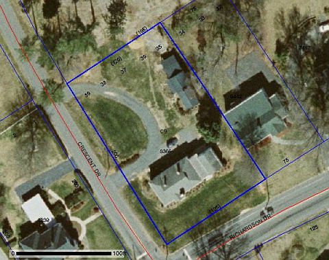 3rd image of 1318 Richardson Dr