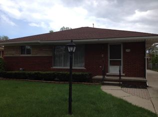 21216 Francis St, Saint Clair Shores, MI 48082