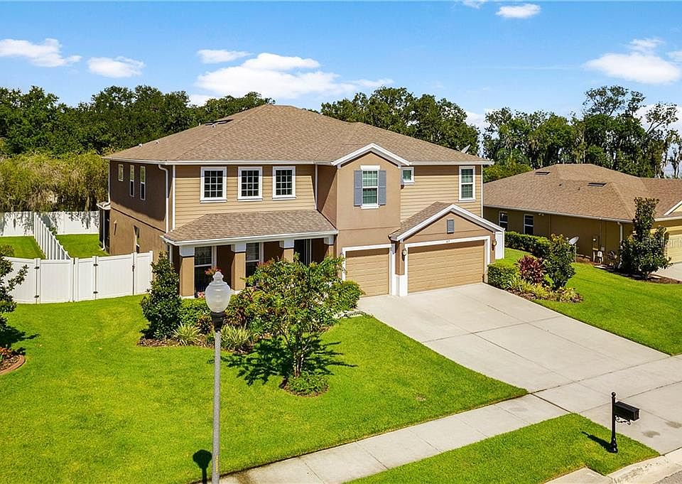 1st image of 619 Lake Cove Pointe Cir