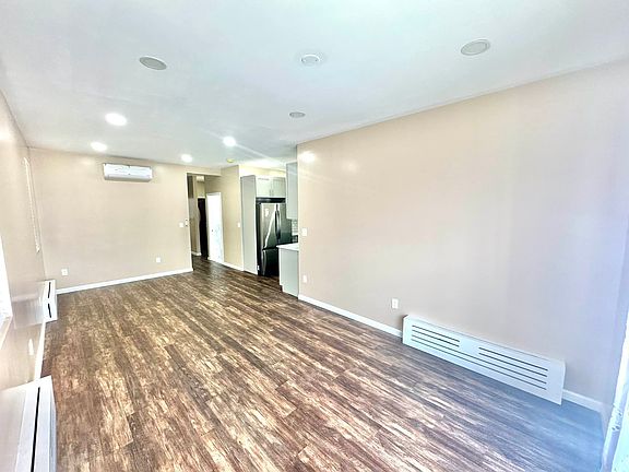 5th image of 30-17 47th St #3