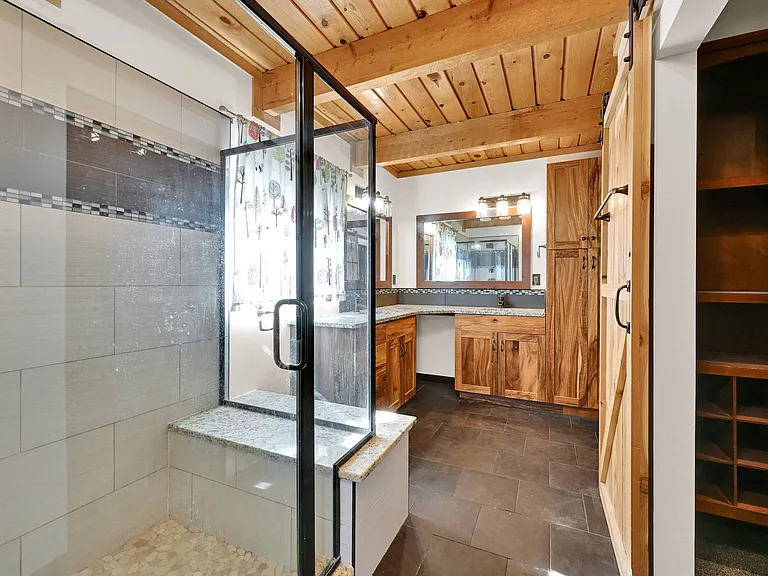 2480 S Main St #1 — Photo 11