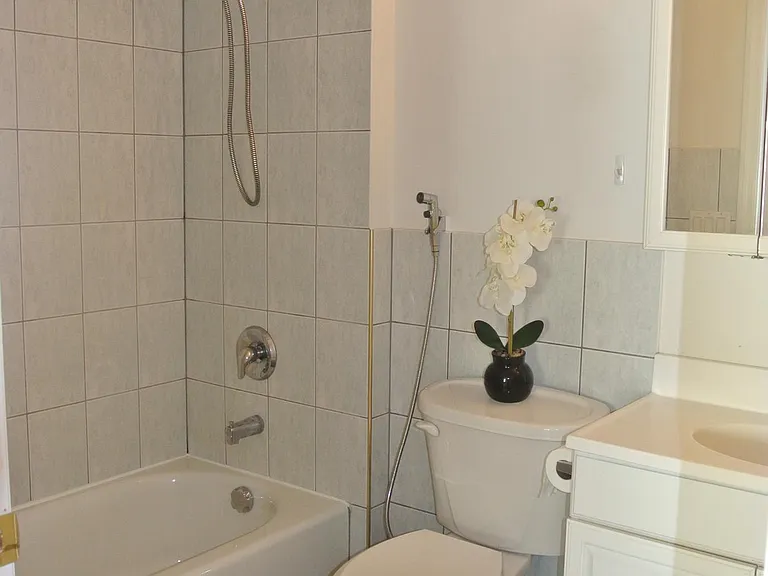 69 Summit Ave #2 — Photo 14