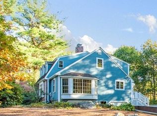7 Coolidge Rd, Wayland, MA 01778