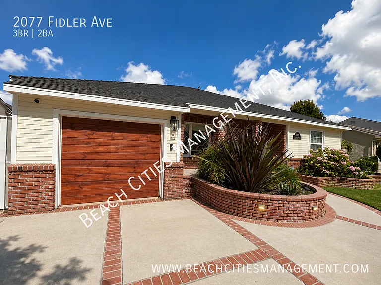 2077 Fidler Ave — Photo 24