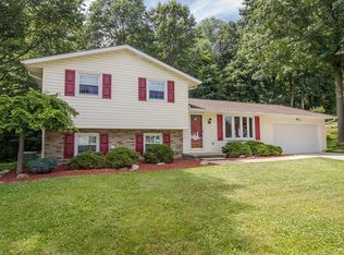 12073 Lockage Rd NW, Canal Fulton, OH 44614