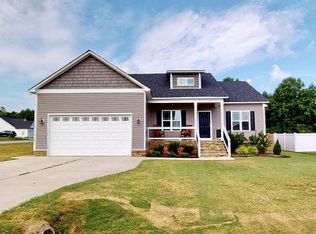 15 Wyatt Dr, Selma, NC 27576