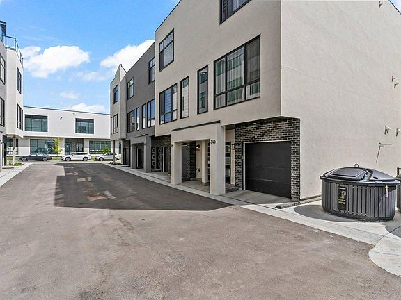 3rd image of 343 W Sage Hill Rise NW