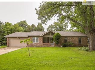 302 S Howard St, Louisburg, KS 66053