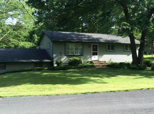 135 Azalea Dr, East Stroudsburg, PA
