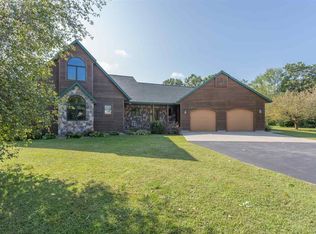 2230 Autumn Ridge Trl, Green Bay, WI 54313